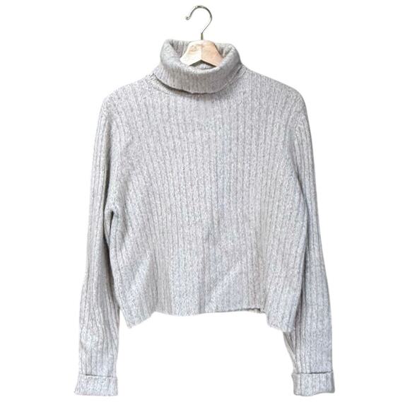 Sundance Beige Angora Blend Ribbed Turtle Neck Long Sleeve M Sweater MSRP $228 - Picture 1 of 6